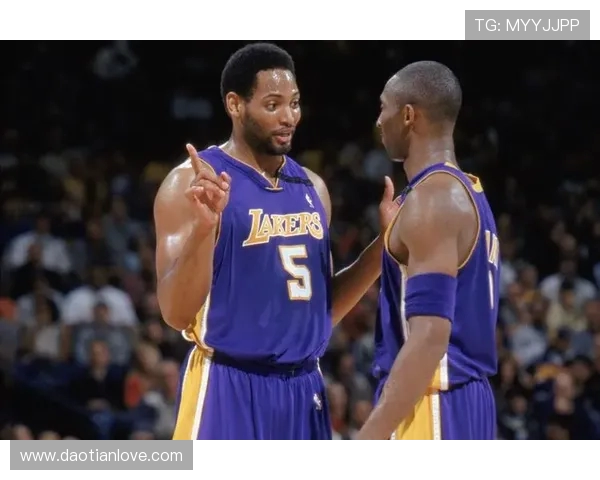 霍里谈麦迪取代科比与鲨鱼搭档夺冠可能性称不好说马龙也未必能夺冠